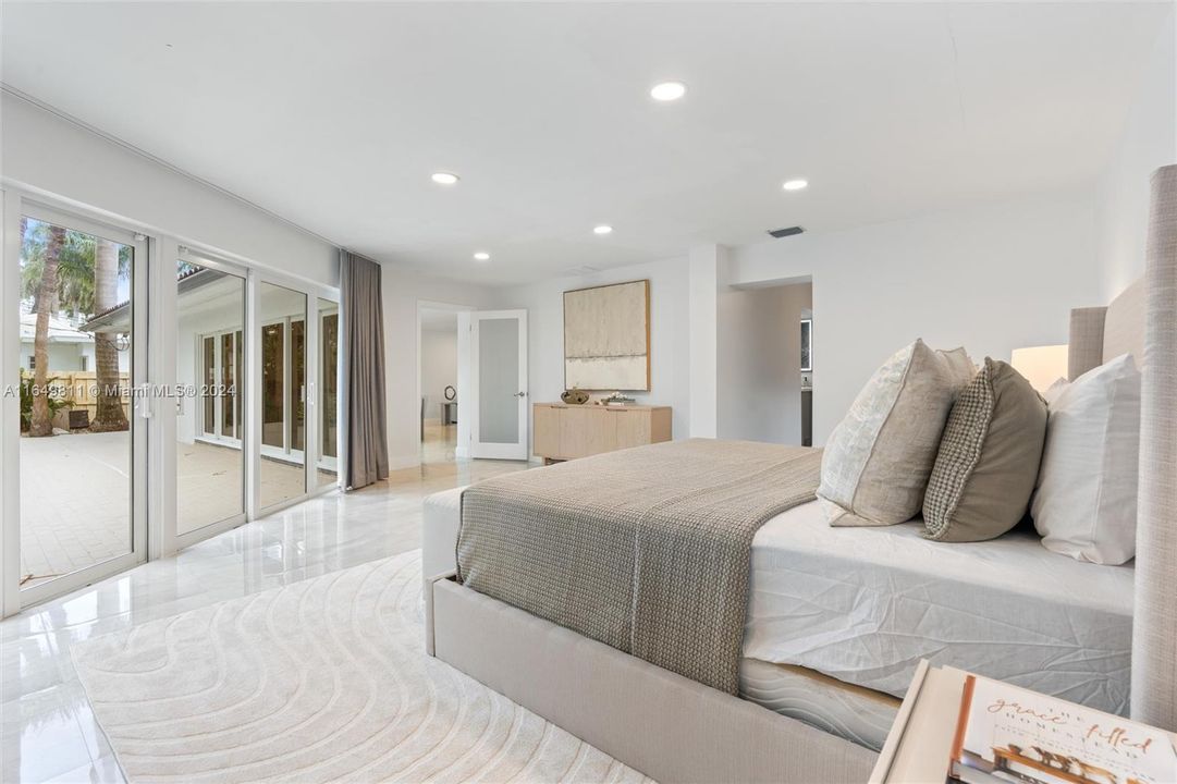 Active With Contract: $1,590,000 (4 beds, 3 baths, 2488 Square Feet)