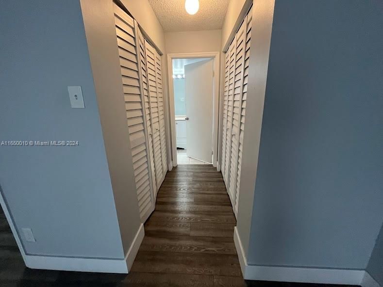 Недавно арендовано: $2,350 (2 спален, 2 ванн, 1075 Квадратных фут)