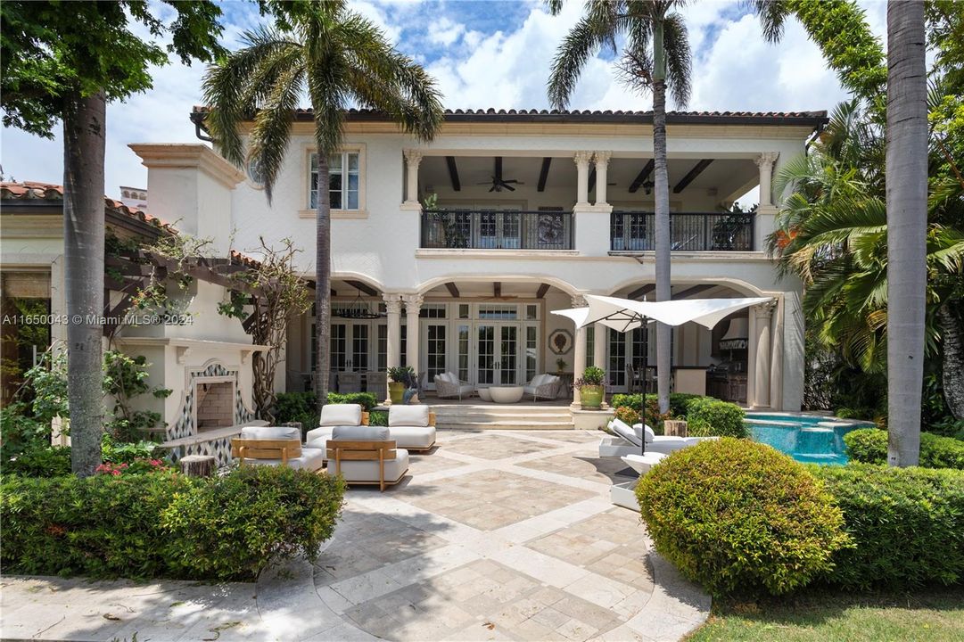 For Sale: $24,900,000 (6 beds, 9 baths, 9403 Square Feet)