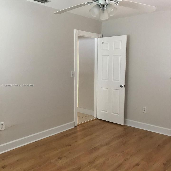 Recently Rented: $3,000 (3 beds, 2 baths, 1491 Square Feet)