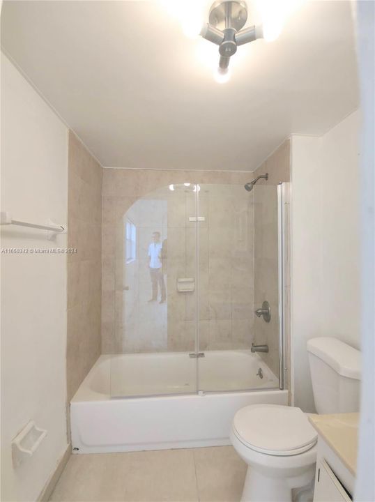 Recently Rented: $1,800 (2 beds, 2 baths, 949 Square Feet)