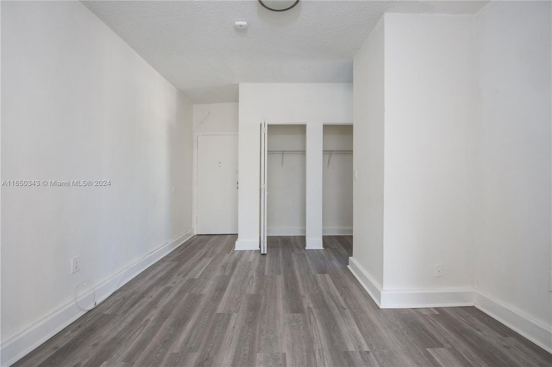 Recently Rented: $1,650 (1 beds, 1 baths, 16194 Square Feet)