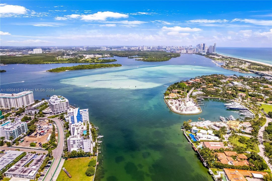 For Sale: $1,995,000 (3 beds, 2 baths, 1501 Square Feet)