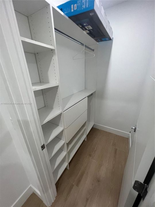 В аренду: $5,500 (5 спален, 5 ванн, 2800 Квадратных фут)