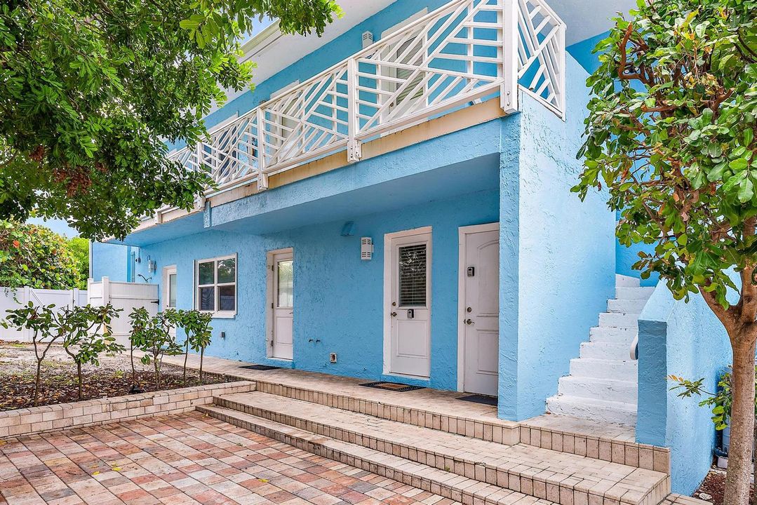 2507 N Ocean Dr -12