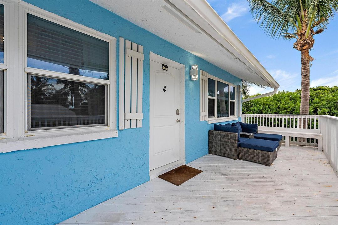 2507 N Ocean Dr -19