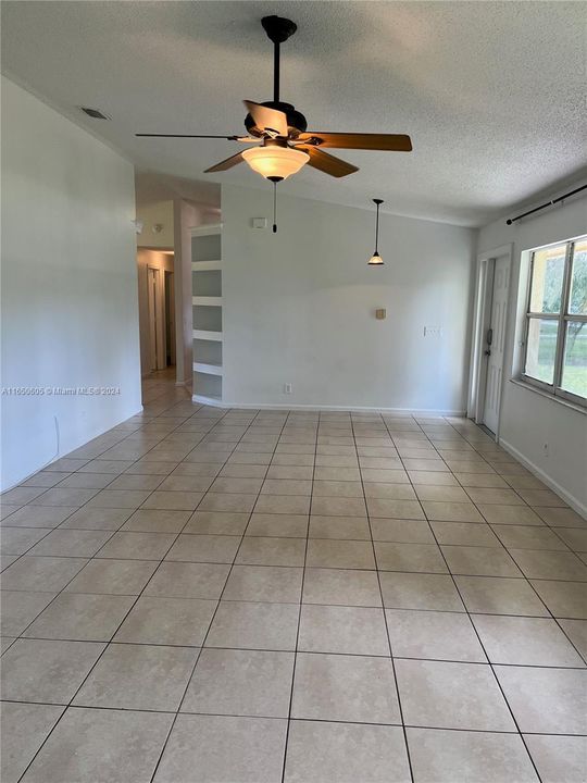 For Rent: $3,000 (3 beds, 2 baths, 1566 Square Feet)