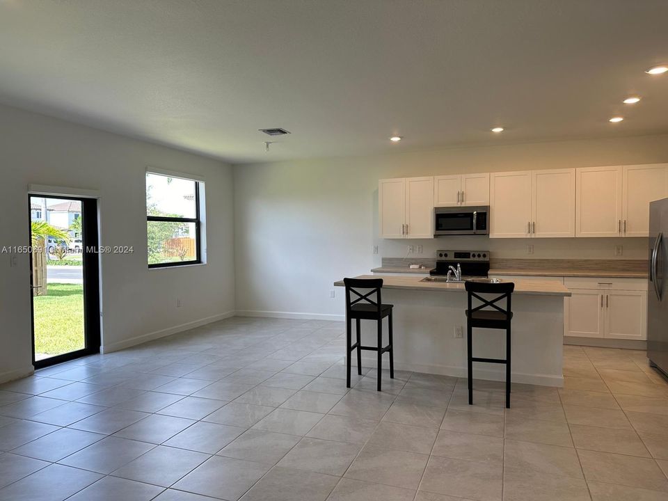 Active With Contract: $3,300 (4 beds, 2 baths, 2974 Square Feet)