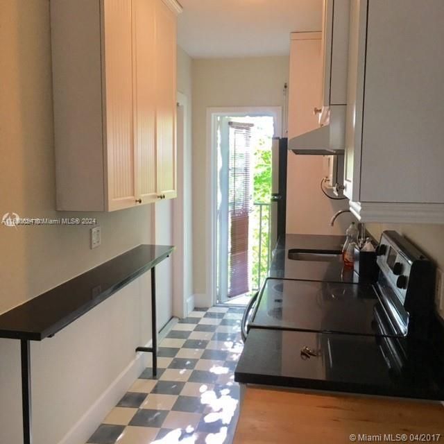 Recientemente alquilado: $2,100 (1 camas, 1 baños, 730 Pies cuadrados)