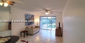 Active With Contract: $99,000 (1 beds, 1 baths, 640 Square Feet)