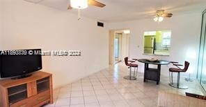 Active With Contract: $99,000 (1 beds, 1 baths, 640 Square Feet)