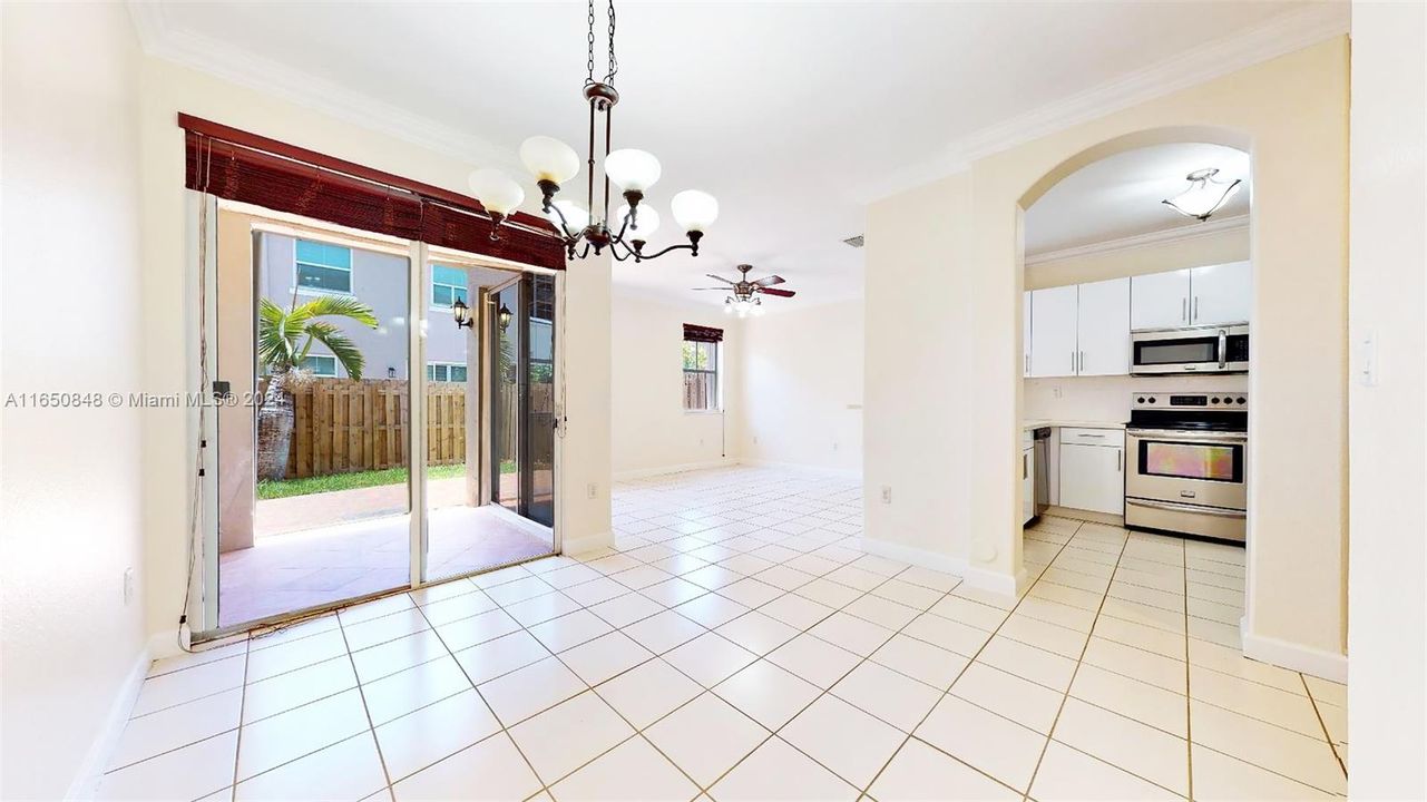 Active With Contract: $3,500 (3 beds, 2 baths, 1812 Square Feet)