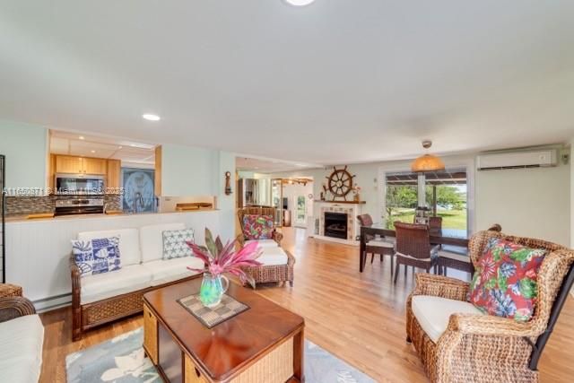 1014 E Anchor LNMoore Haven, FL 33471 - Caloosahatchee River - Intercoastal Waterway