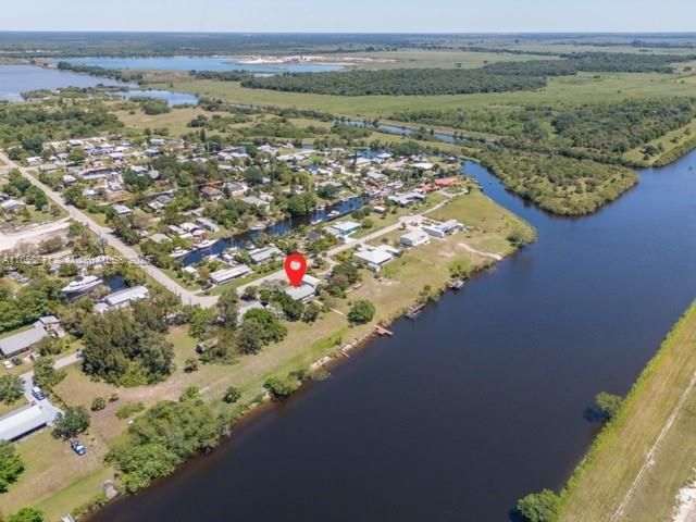1014 E Anchor LNMoore Haven, FL 33471 - Caloosahatchee River - Intercoastal Waterway