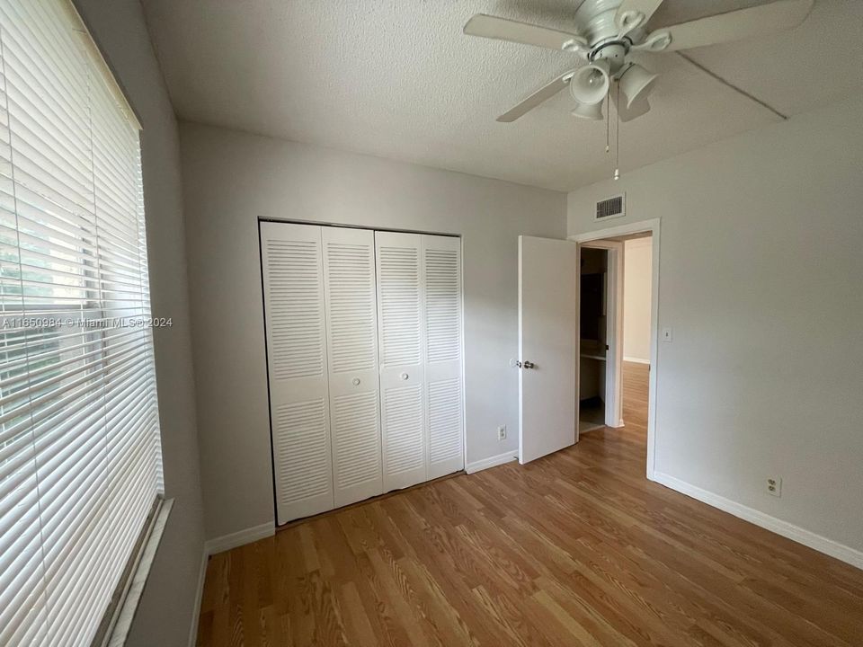 For Rent: $2,000 (2 beds, 2 baths, 767 Square Feet)