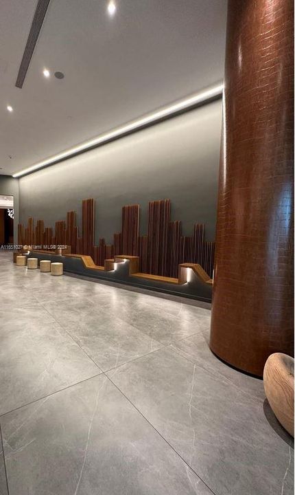 Recently Rented: $2,650 (0 beds, 1 baths, 698 Square Feet)