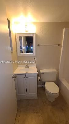 For Rent: $1,550 (1 beds, 1 baths, 427 Square Feet)