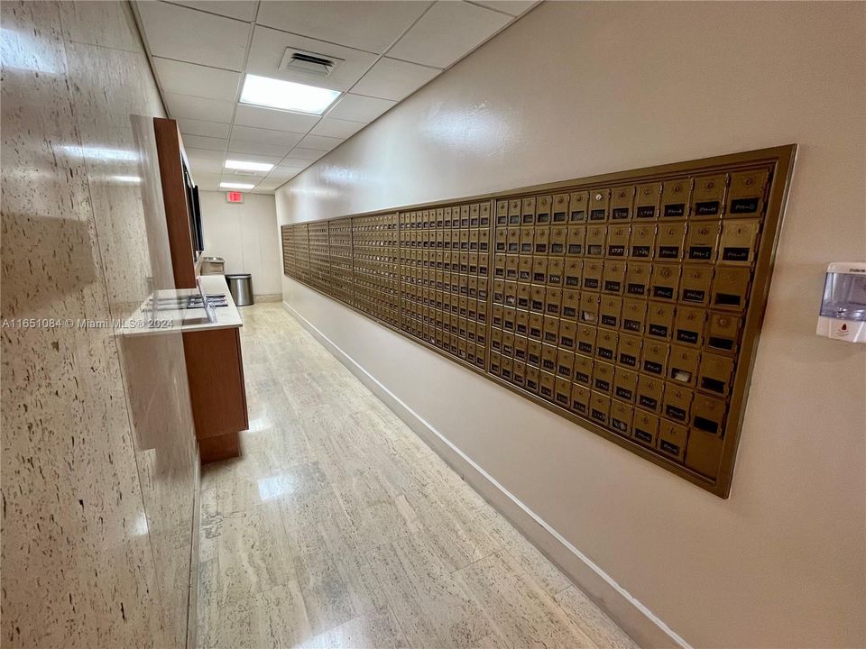 Недавно арендовано: $2,950 (0 спален, 1 ванн, 600 Квадратных фут)