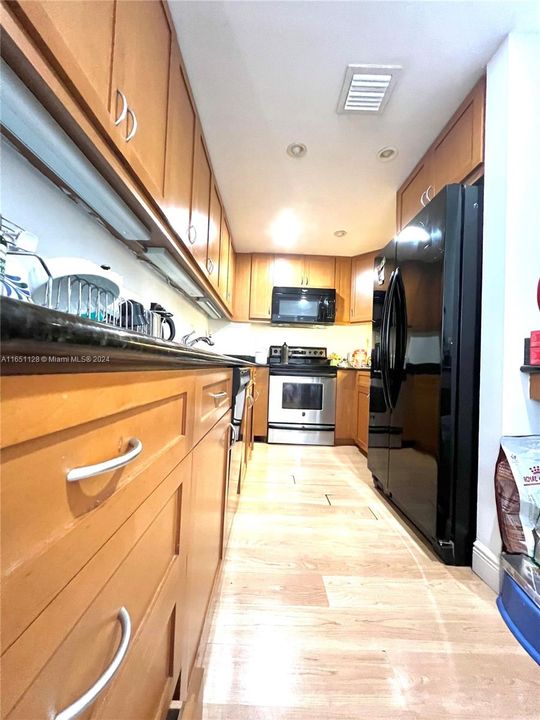 En Venta: $460,000 (1 camas, 1 baños, 950 Pies cuadrados)