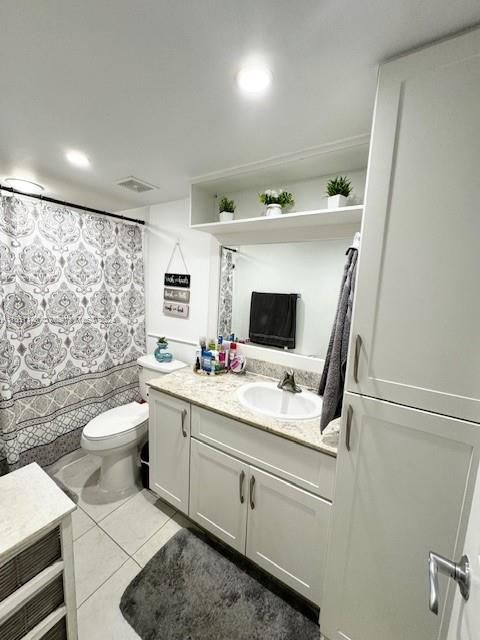 Recently Sold: $205,000 (1 beds, 1 baths, 671 Square Feet)