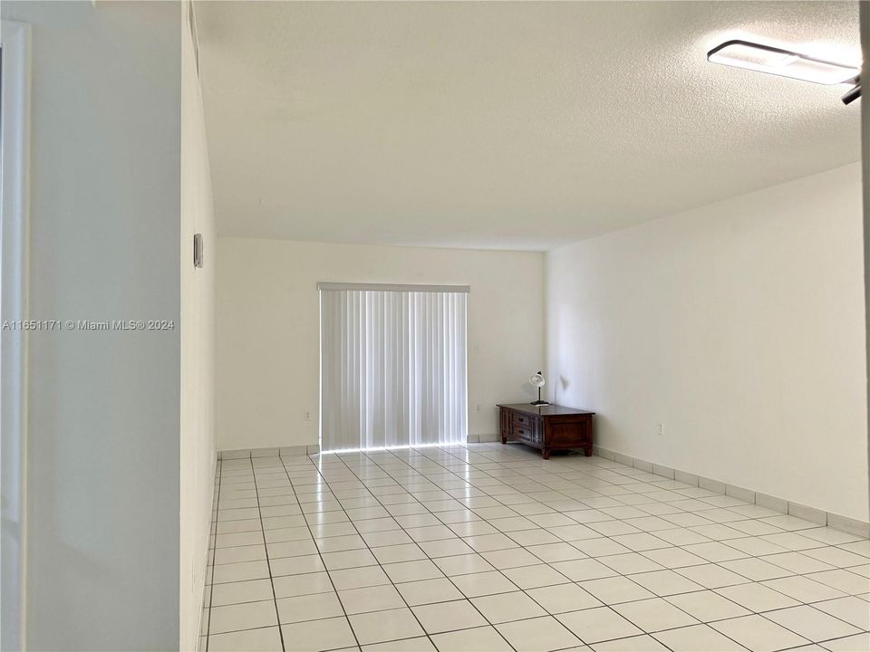 Недавно арендовано: $1,850 (1 спален, 1 ванн, 755 Квадратных фут)