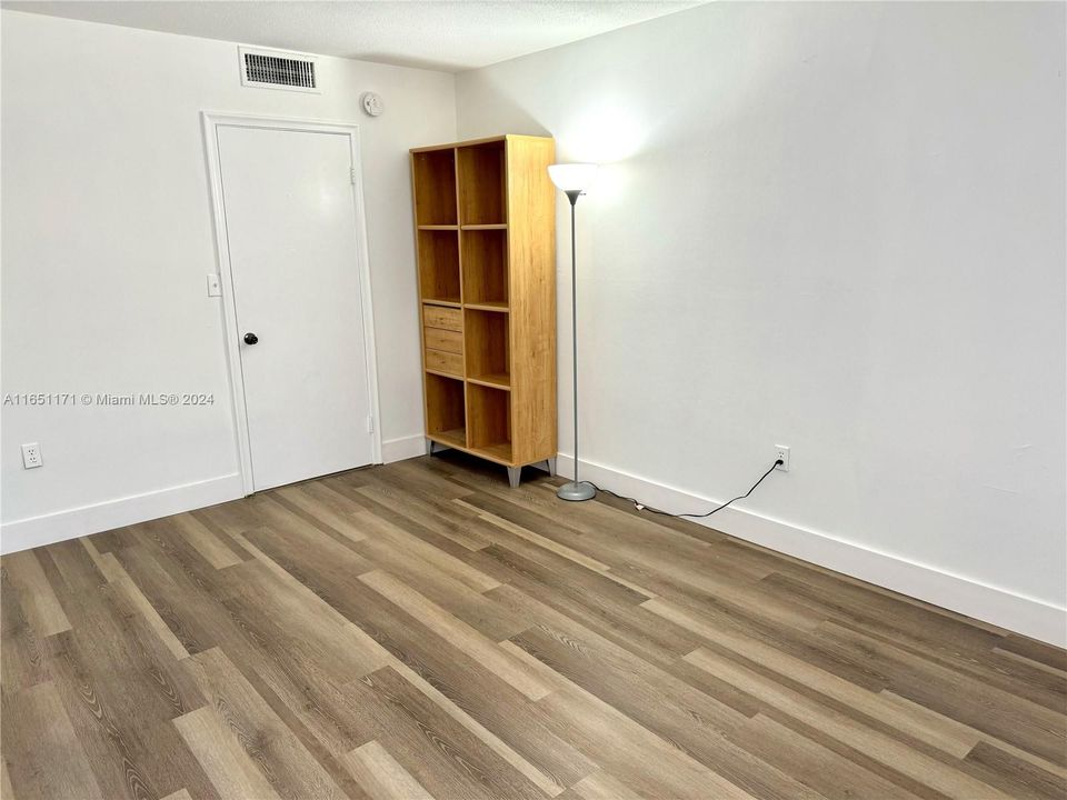 Недавно арендовано: $1,850 (1 спален, 1 ванн, 755 Квадратных фут)