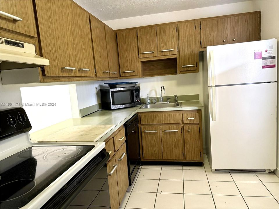 Недавно арендовано: $1,850 (1 спален, 1 ванн, 755 Квадратных фут)