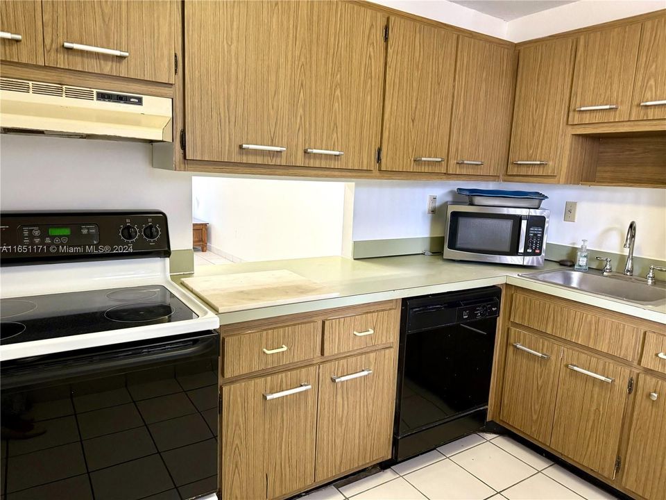 Недавно арендовано: $1,850 (1 спален, 1 ванн, 755 Квадратных фут)