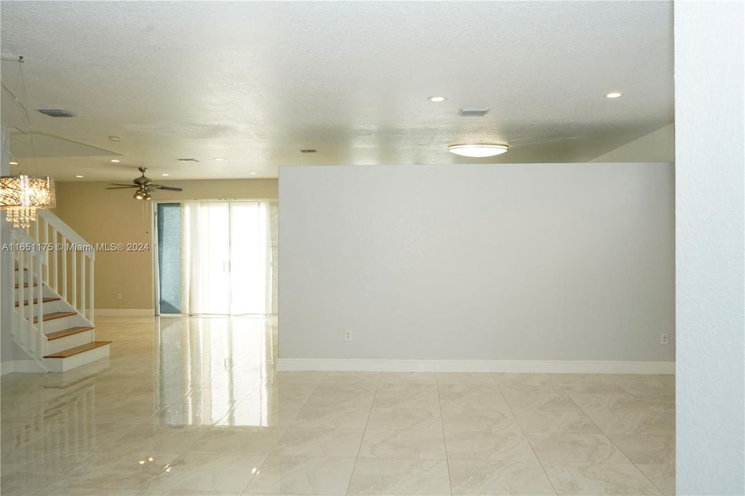 For Rent: $4,100 (4 beds, 2 baths, 2488 Square Feet)