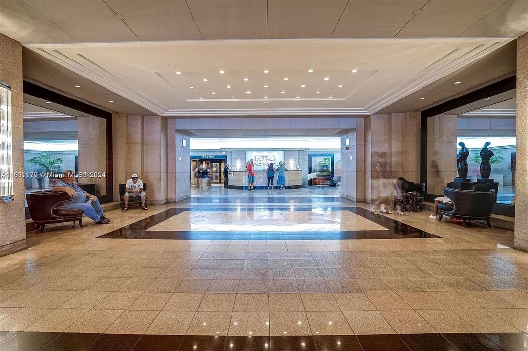 Recently Rented: $4,800 (3 beds, 3 baths, 1739 Square Feet)