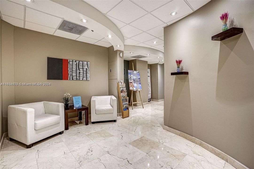 Recently Rented: $4,800 (3 beds, 3 baths, 1739 Square Feet)