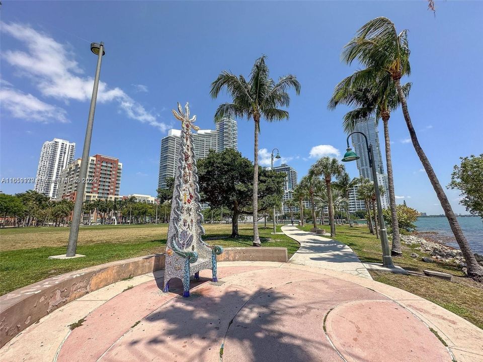 Recently Rented: $4,800 (3 beds, 3 baths, 1739 Square Feet)