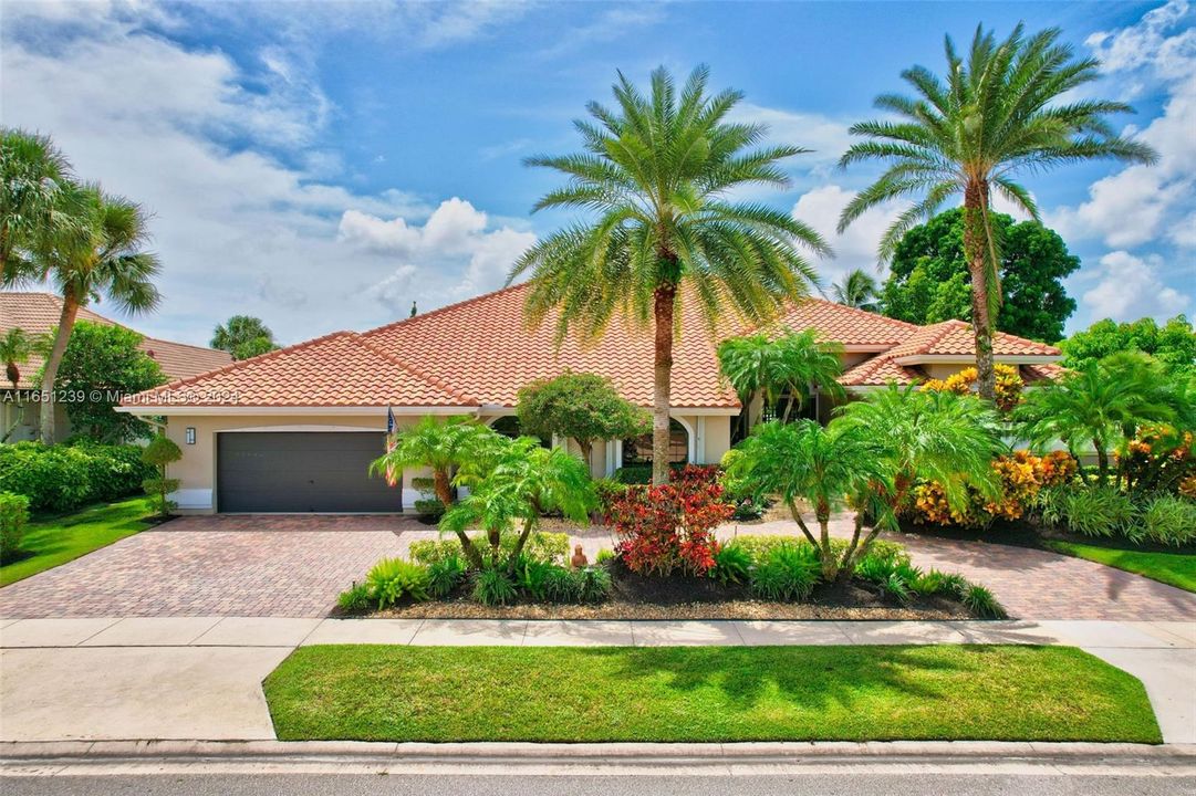 For Sale: $1,250,000 (4 beds, 3 baths, 3192 Square Feet)