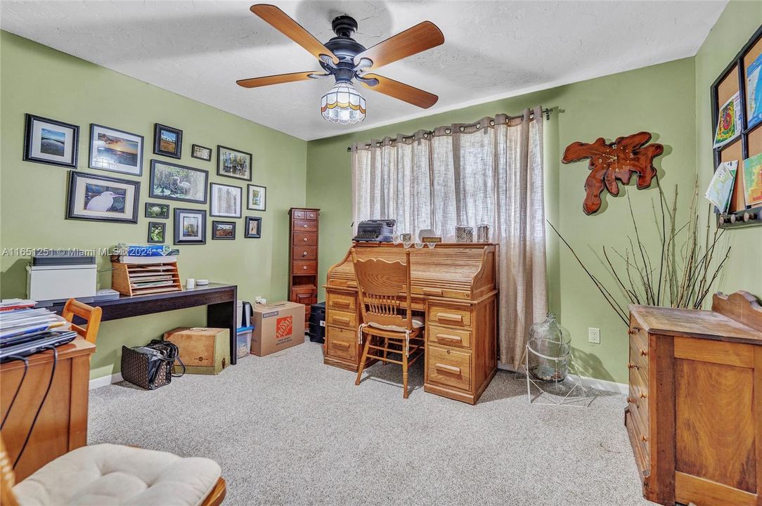 Recently Sold: $639,900 (3 beds, 2 baths, 2122 Square Feet)