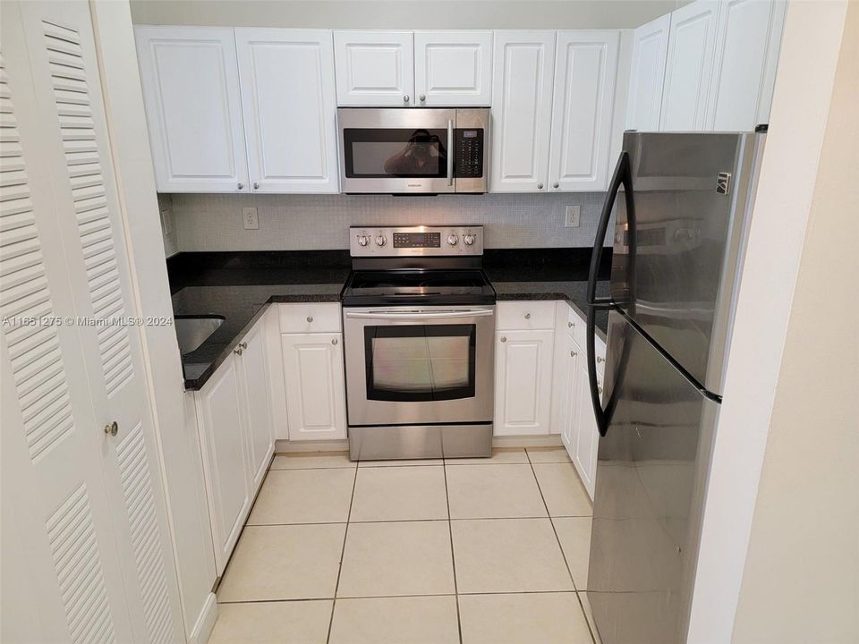 Недавно арендовано: $2,395 (2 спален, 2 ванн, 1041 Квадратных фут)