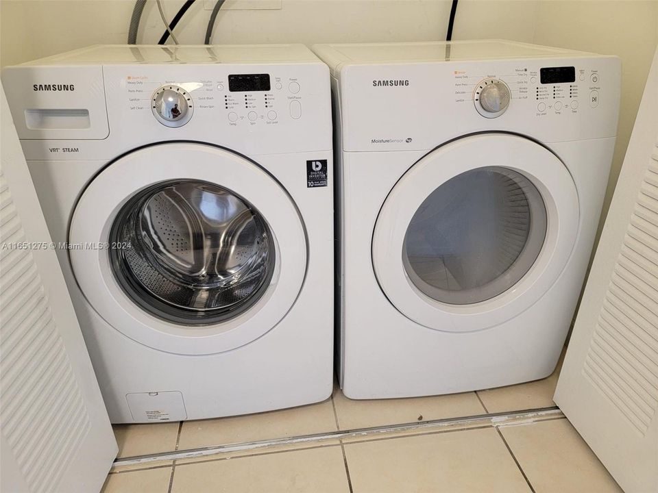 Недавно арендовано: $2,395 (2 спален, 2 ванн, 1041 Квадратных фут)