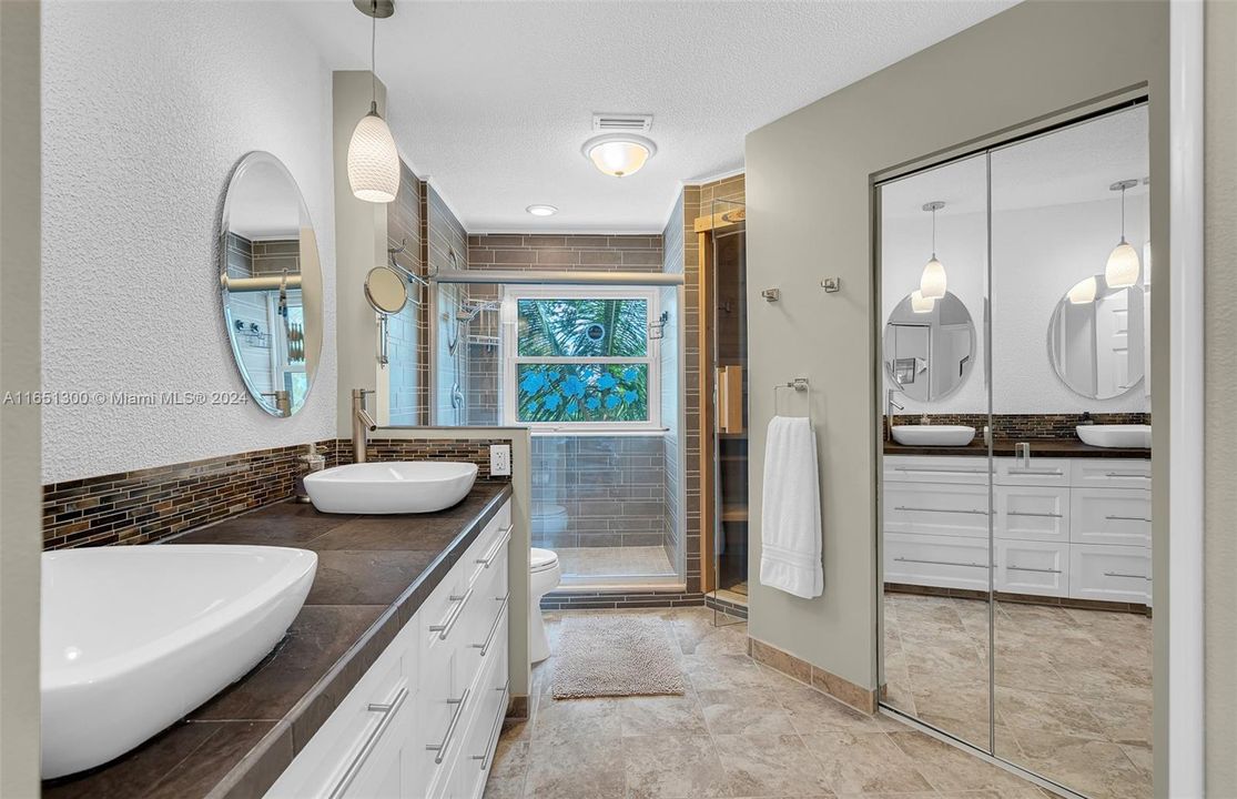 Recently Sold: $529,900 (3 beds, 2 baths, 1739 Square Feet)