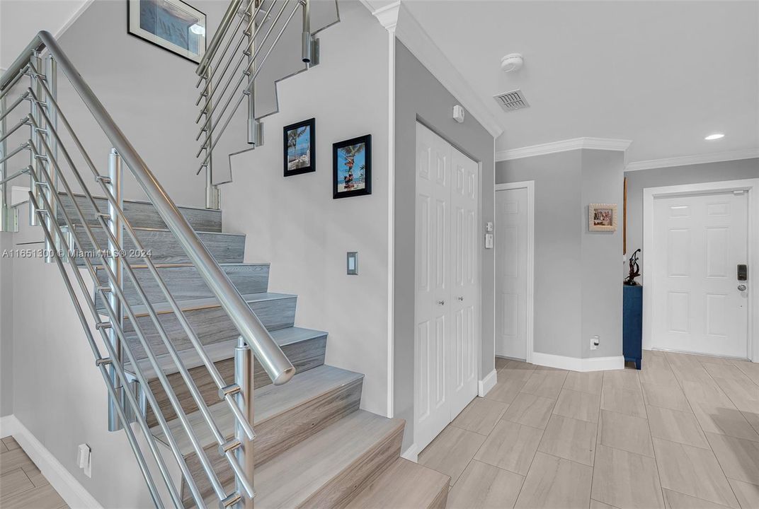 Recently Sold: $529,900 (3 beds, 2 baths, 1739 Square Feet)