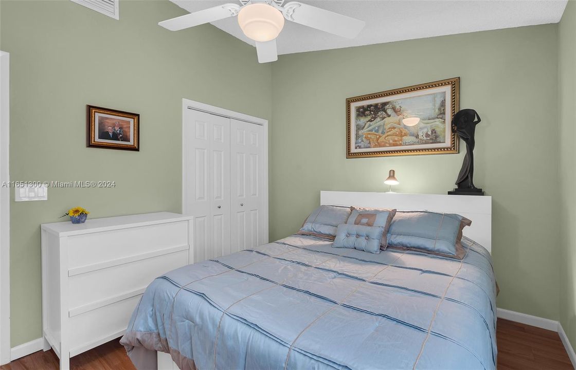 Recently Sold: $529,900 (3 beds, 2 baths, 1739 Square Feet)