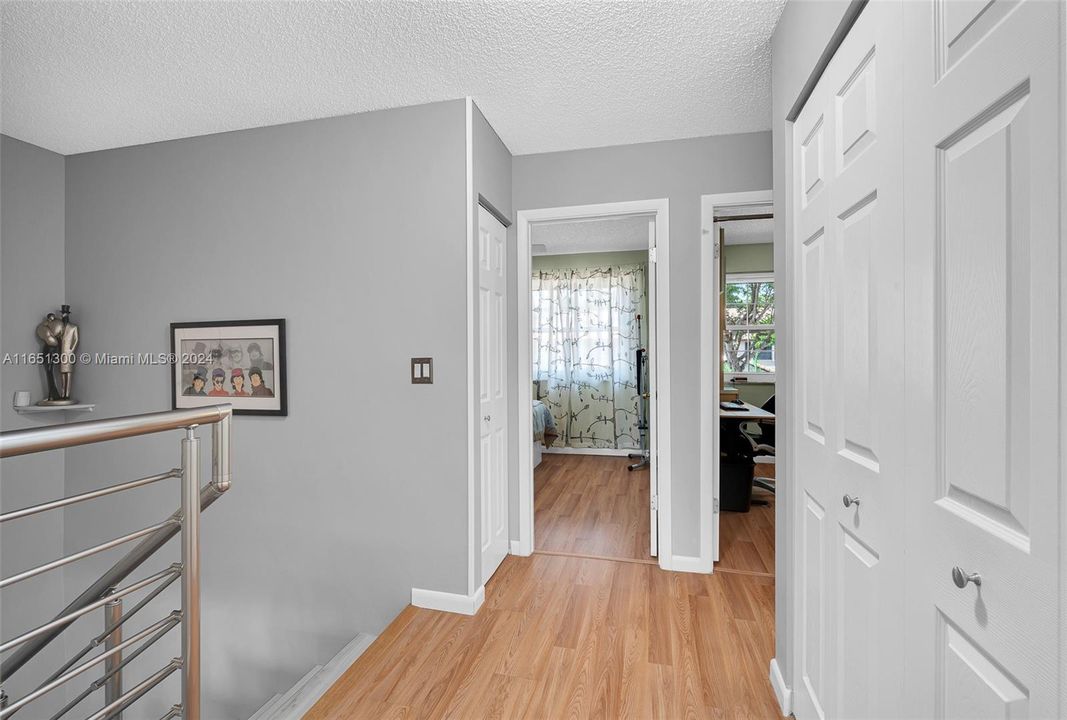 Recently Sold: $529,900 (3 beds, 2 baths, 1739 Square Feet)