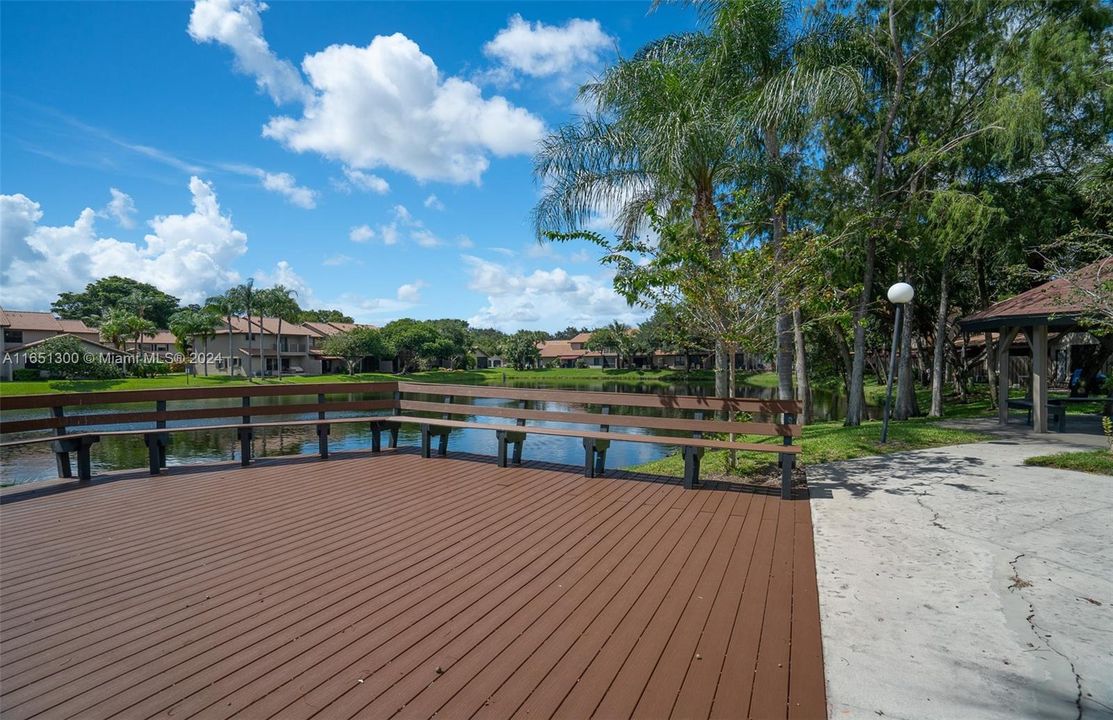 Recently Sold: $529,900 (3 beds, 2 baths, 1739 Square Feet)