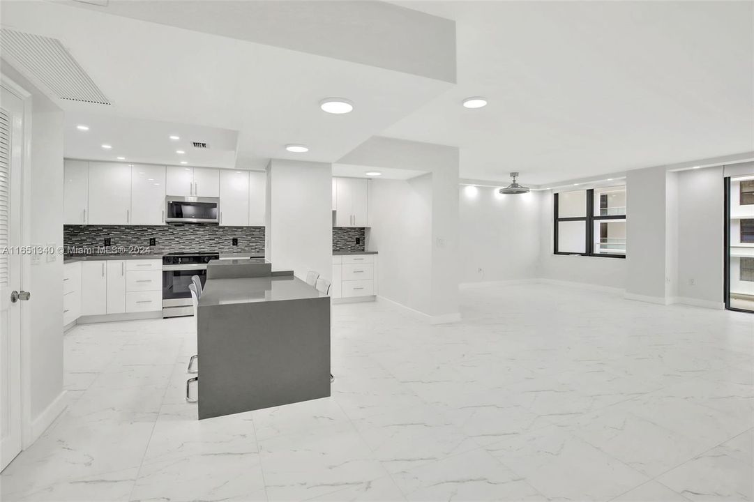 En Venta: $1,995,000 (2 camas, 2 baños, 1688 Pies cuadrados)