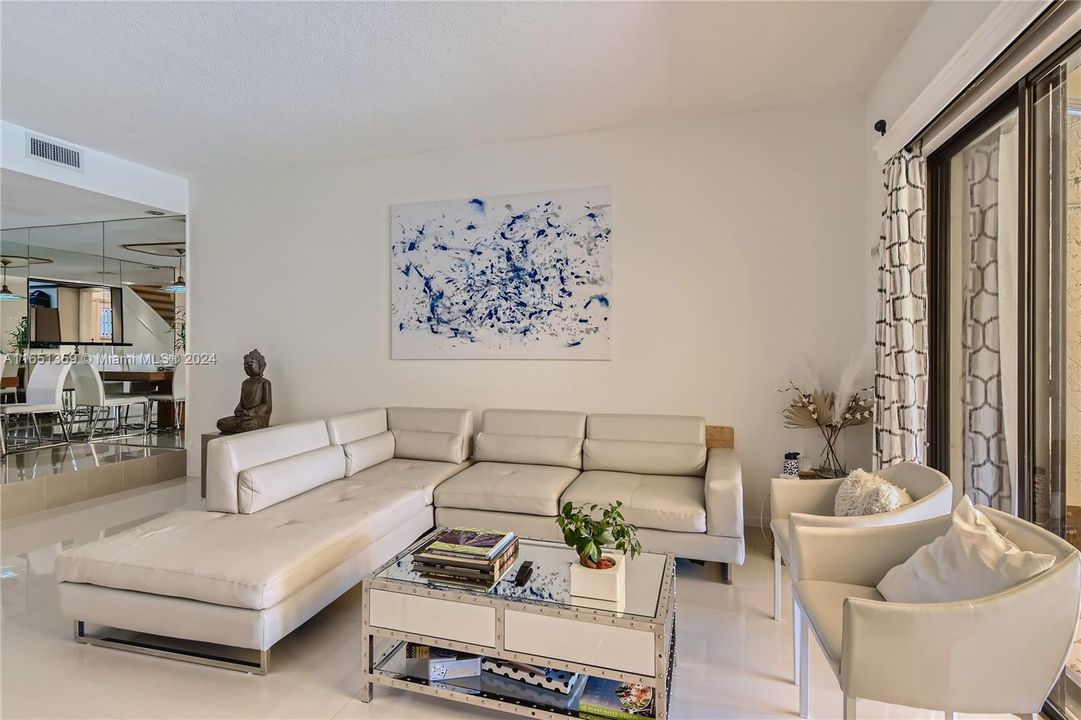 Active With Contract: $3,700 (2 beds, 2 baths, 1728 Square Feet)