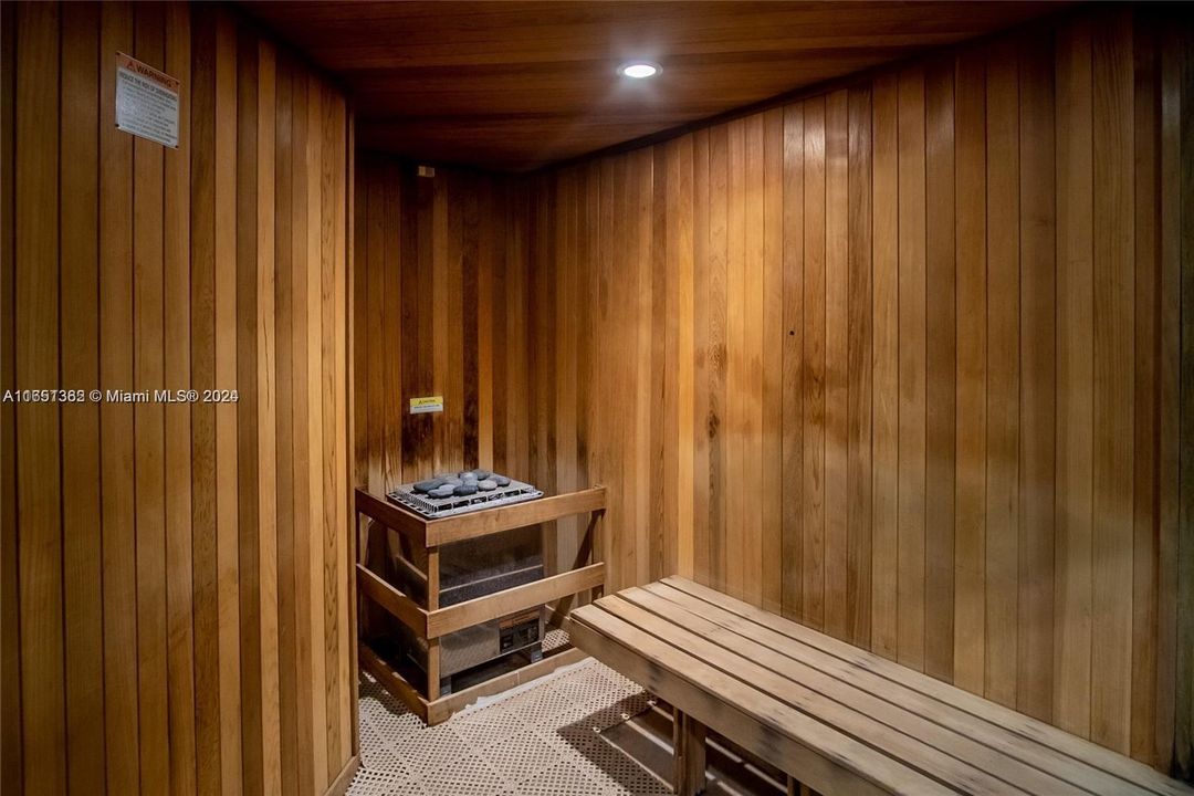 最近租的: $3,550 (2 贝兹, 2 浴室, 1050 平方英尺)