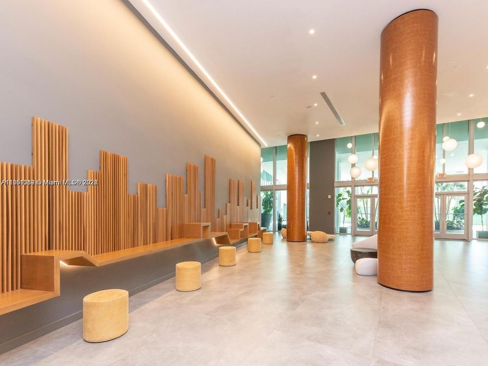 最近租的: $3,550 (2 贝兹, 2 浴室, 1050 平方英尺)