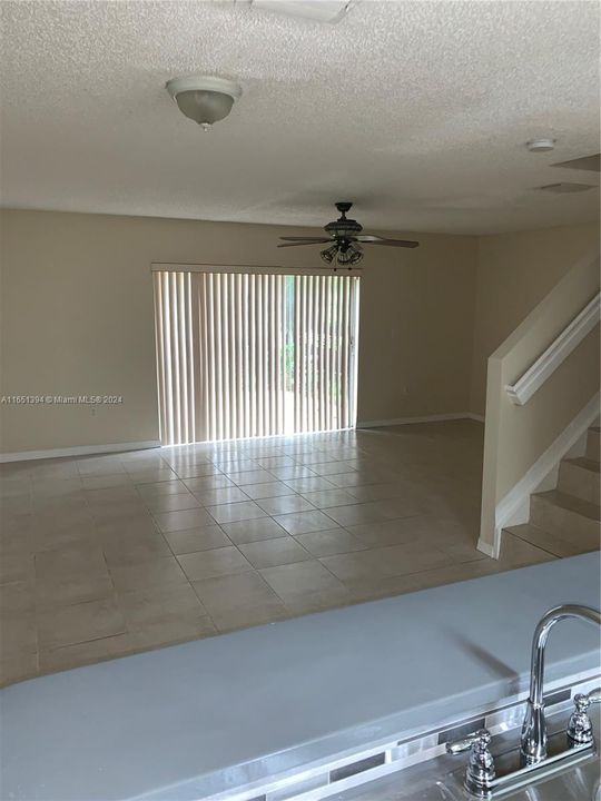 For Rent: $2,900 (3 beds, 2 baths, 1319 Square Feet)