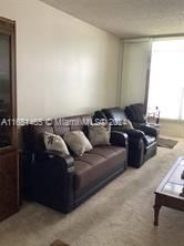 For Sale: $95,500 (1 beds, 1 baths, 640 Square Feet)