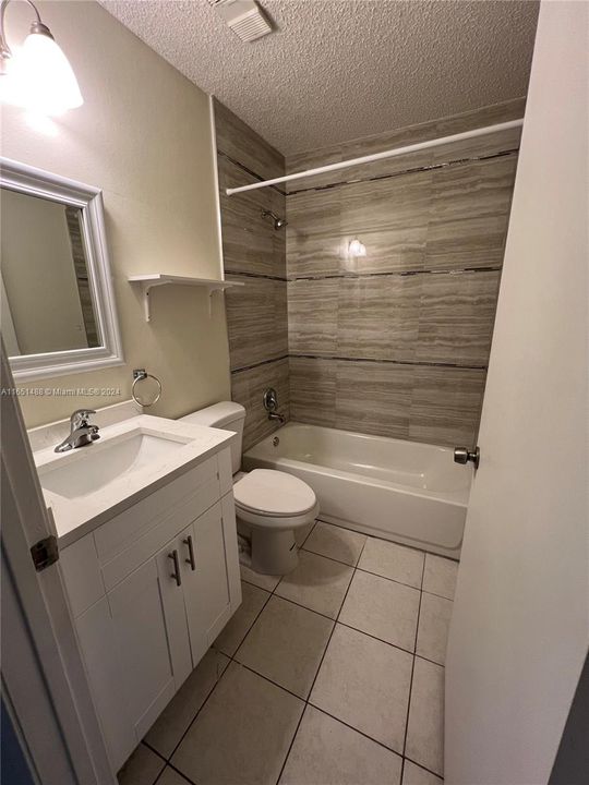 Recently Rented: $2,200 (2 beds, 2 baths, 1114 Square Feet)