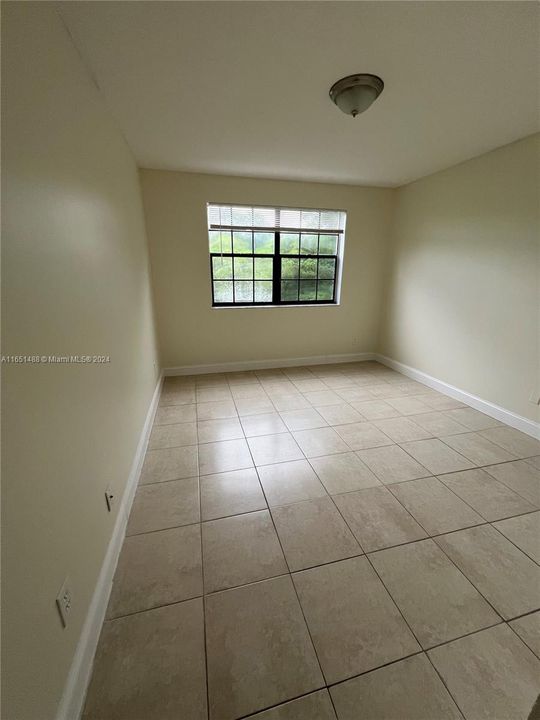 Recently Rented: $2,200 (2 beds, 2 baths, 1114 Square Feet)