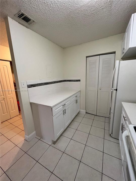 Recently Rented: $2,200 (2 beds, 2 baths, 1114 Square Feet)